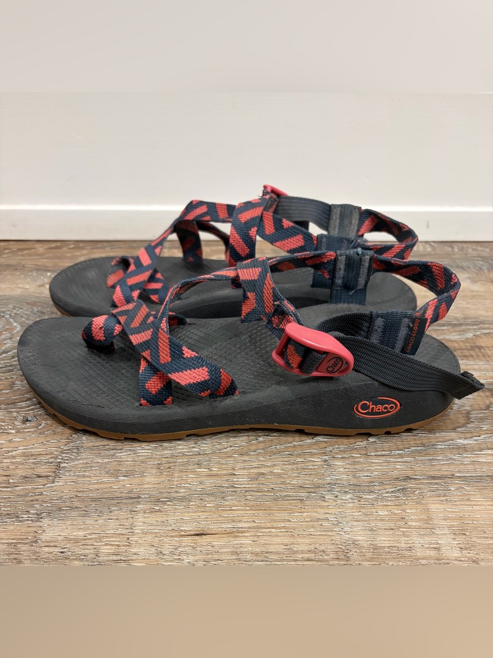 Chaco Women’s Navy & Coral Webbing Sandals, Size 10